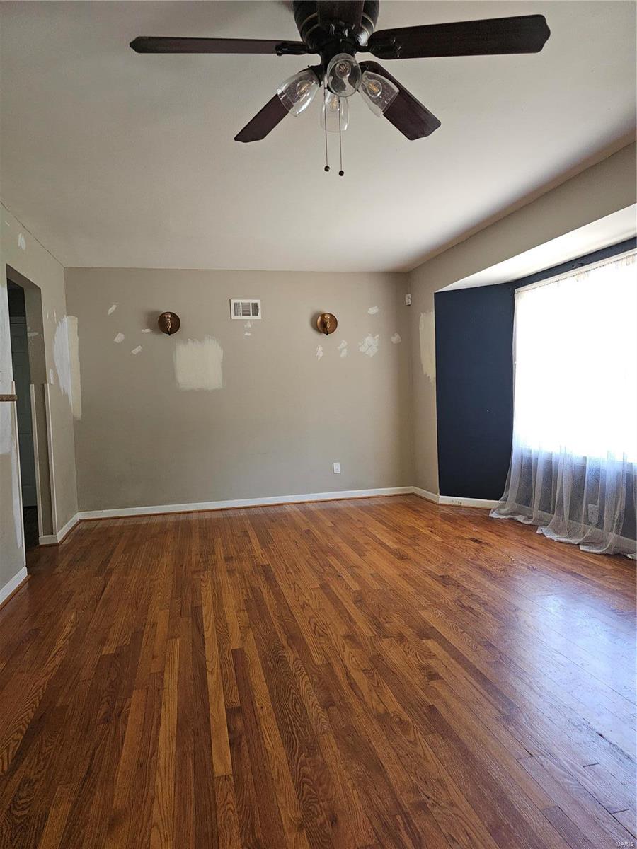 401 Corona Court