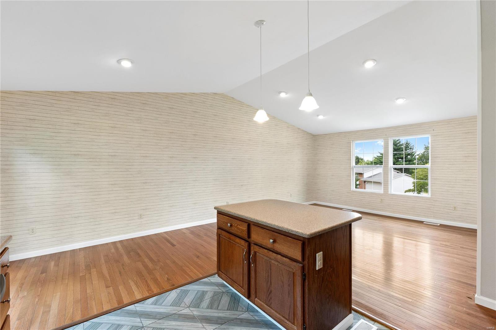 3512 El Ferrol Court