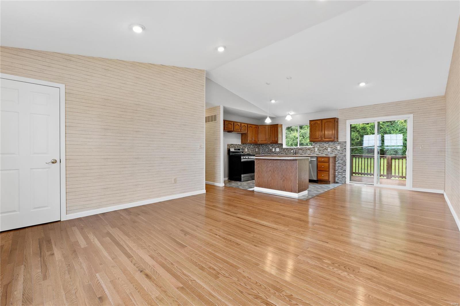 3512 El Ferrol Court