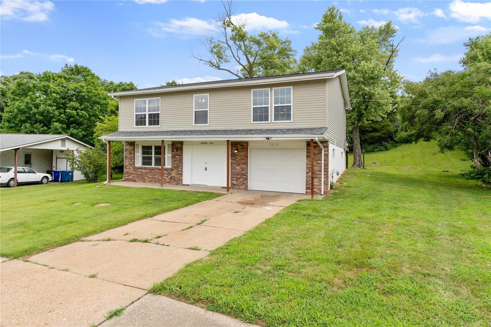 3512 El Ferrol Court