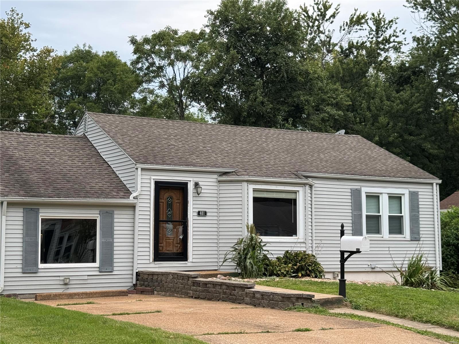 401 Corona Court