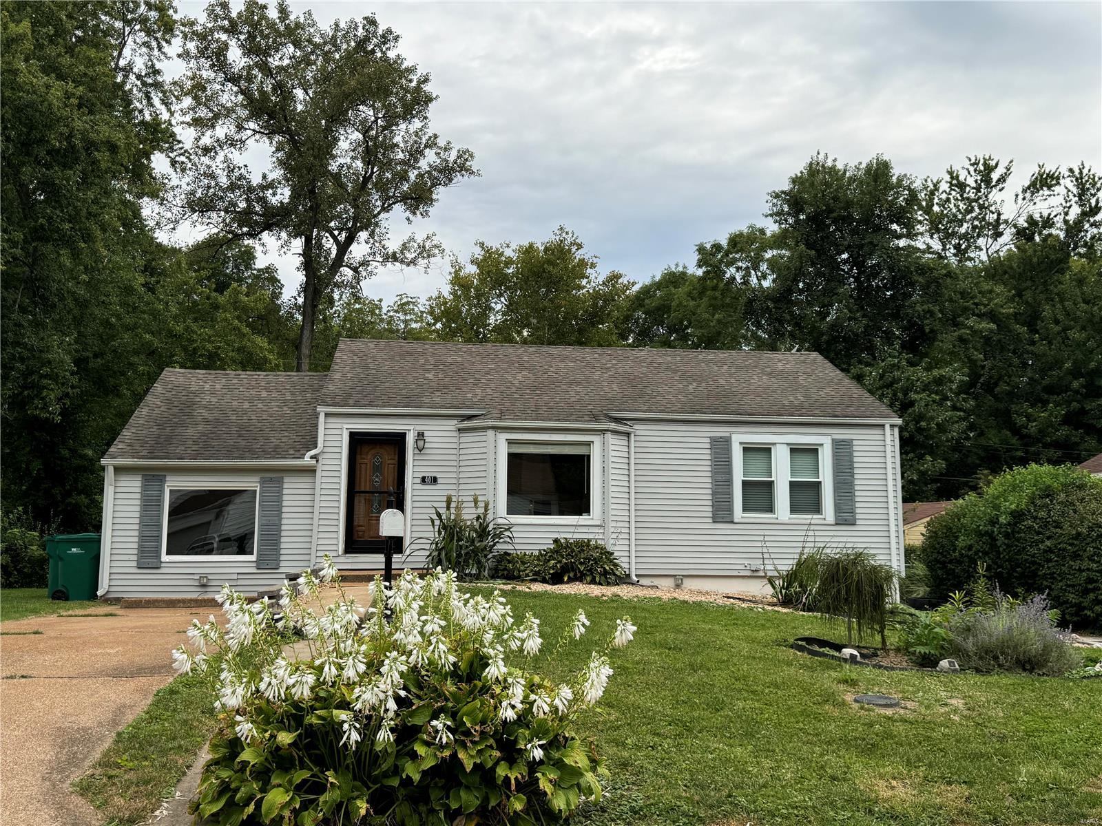 401 Corona Court