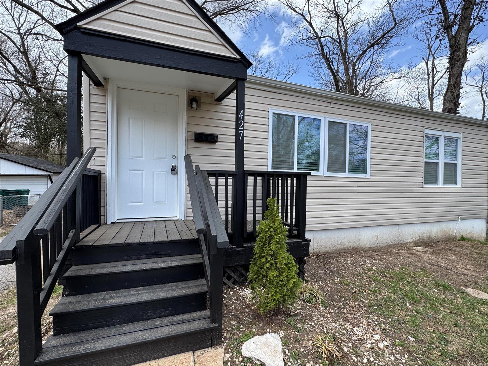 427 Corona Court