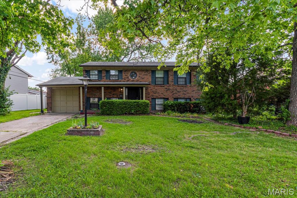 2145 Glenoro Drive