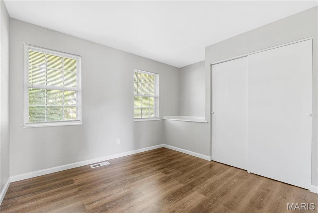 2145 Glenoro Drive