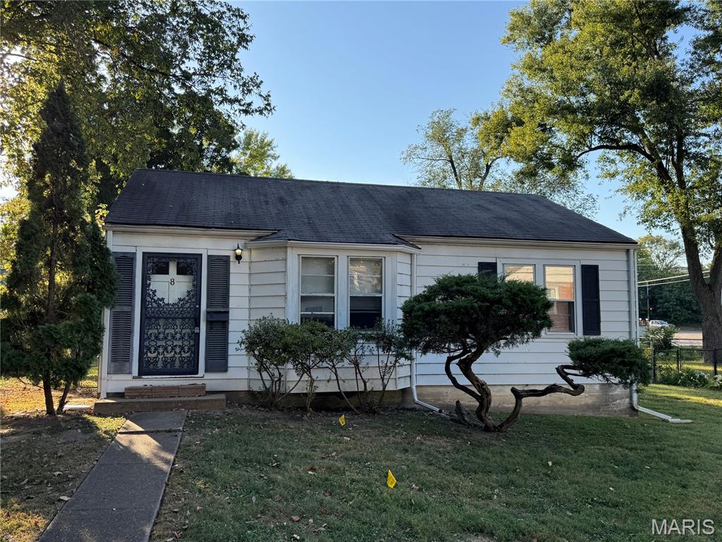 8 Oakwood Avenue