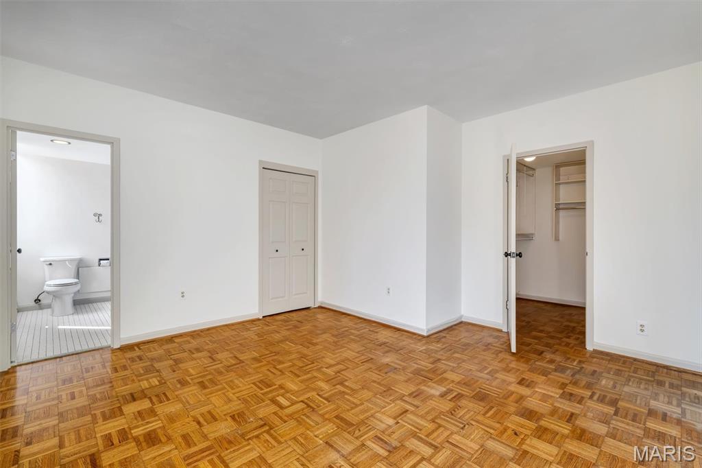 200 S Brentwood Boulevard Unit: 2F