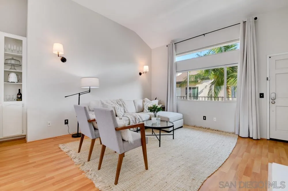 3954 Bancroft St Unit 14