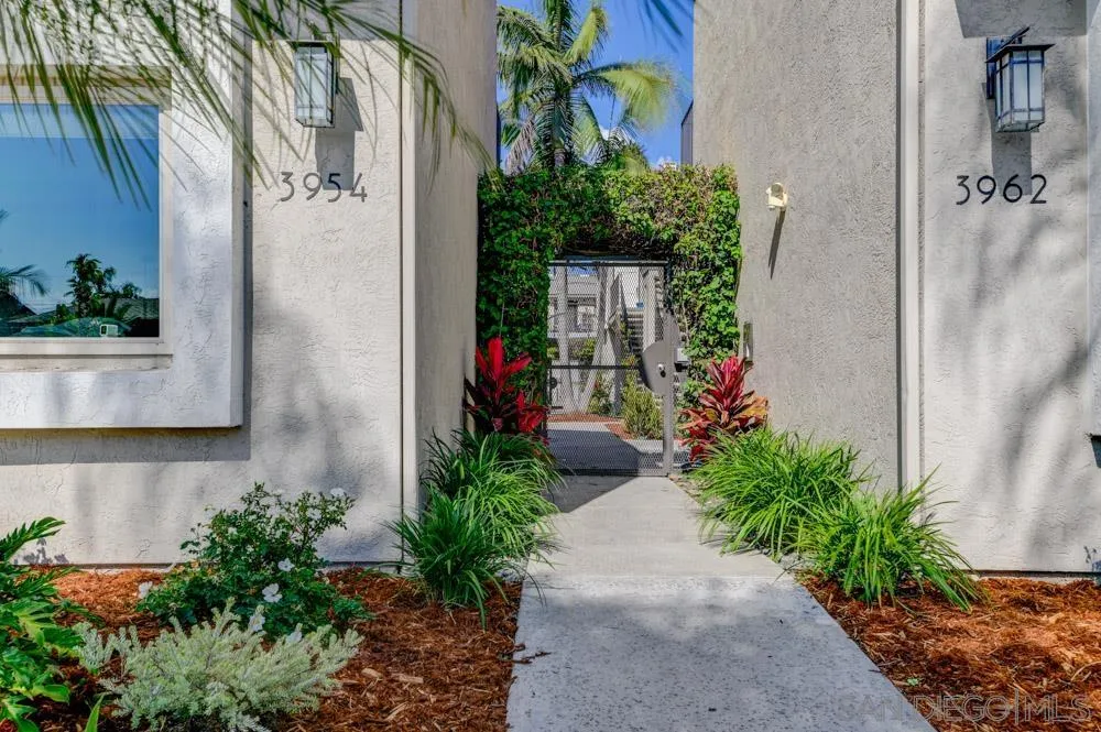 3954 Bancroft St Unit 14