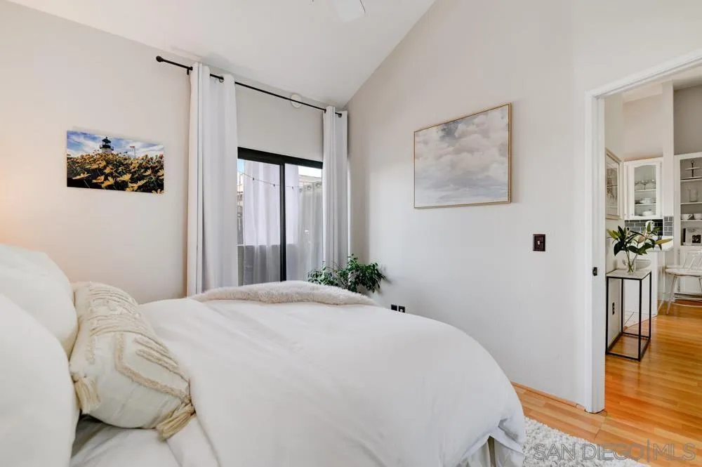 3954 Bancroft St Unit 14