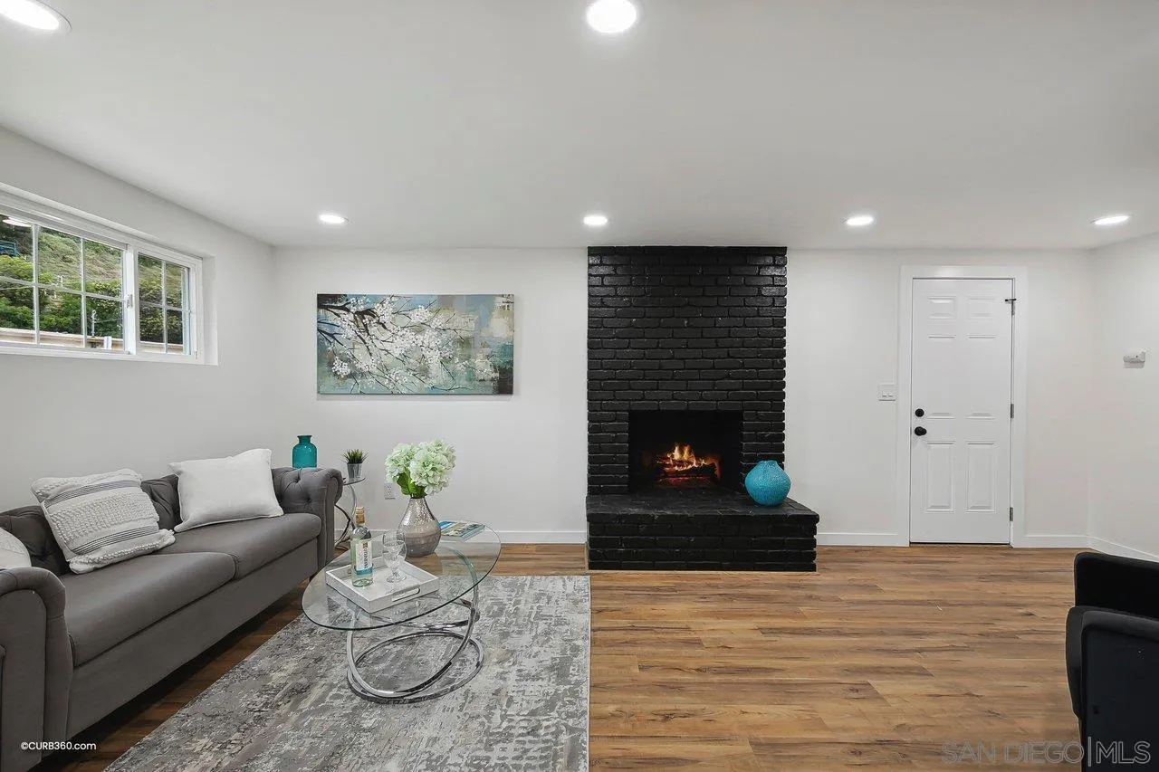5257 Streamview Dr