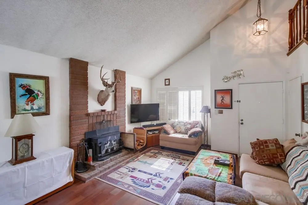 5386 Sunglow Court