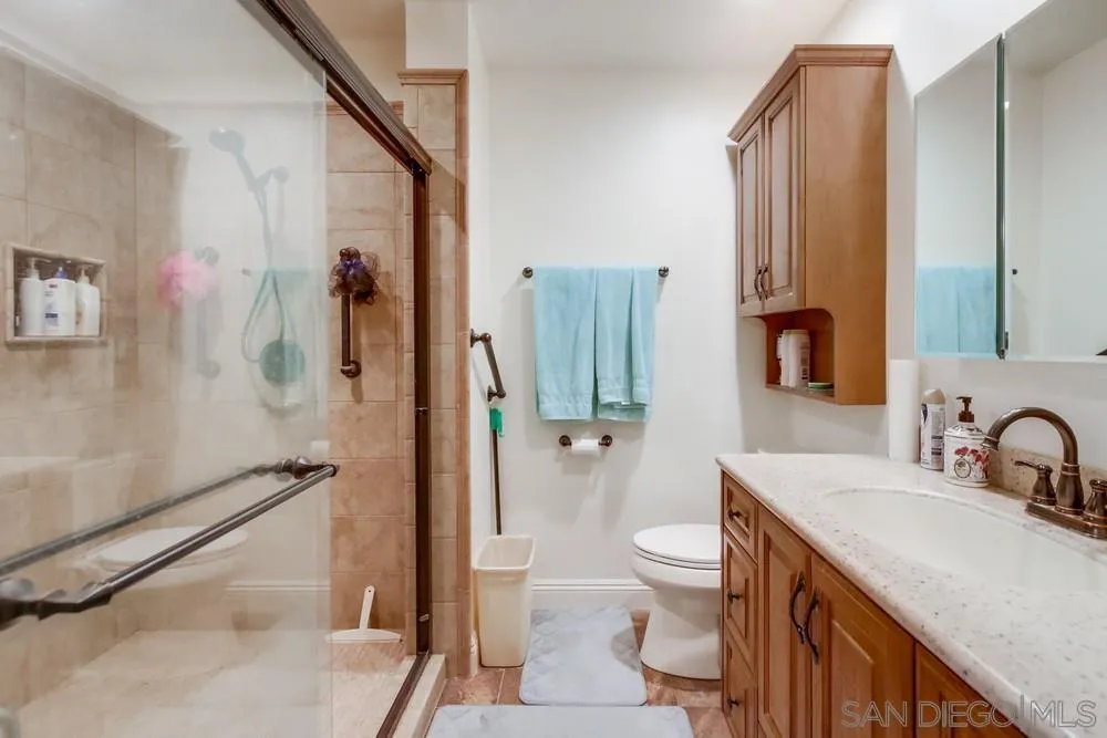 5386 Sunglow Court