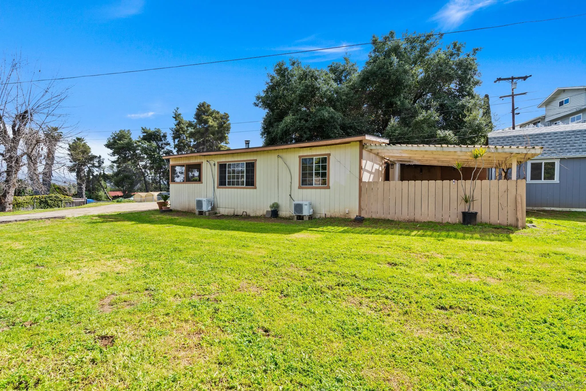 1410-1418 Brayton Way