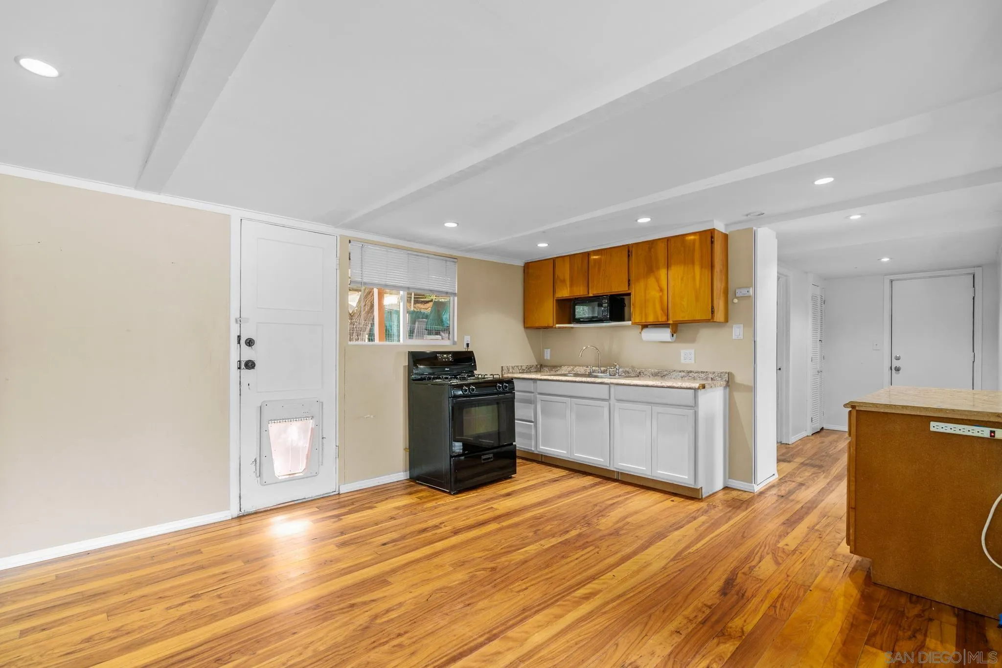1410-1418 Brayton Way