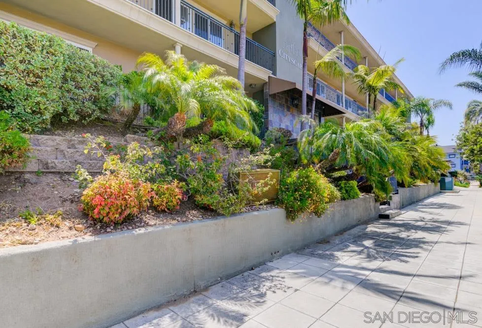 1233 22nd St Unit 11