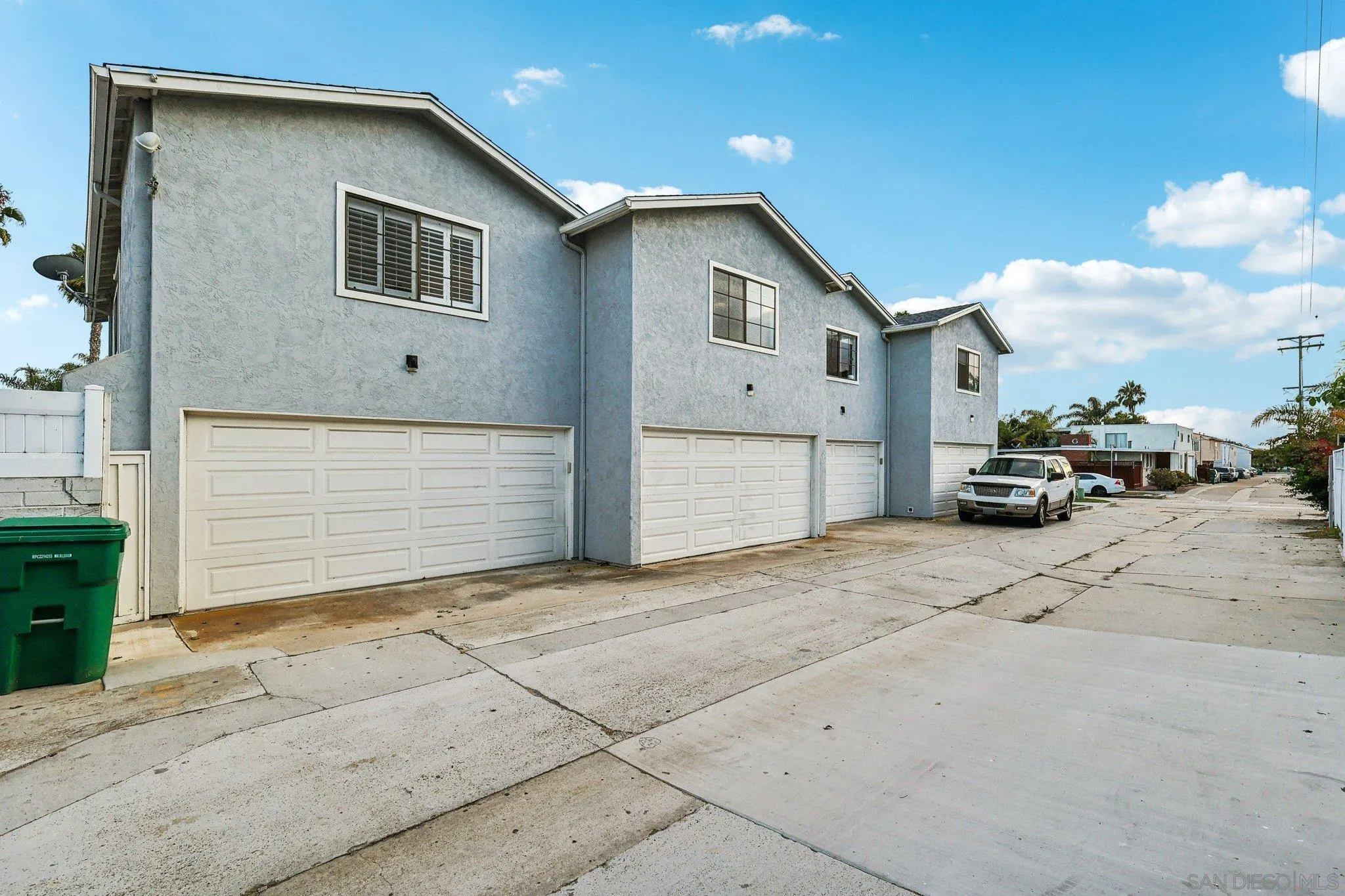 4265 Fanuel St Unit 4