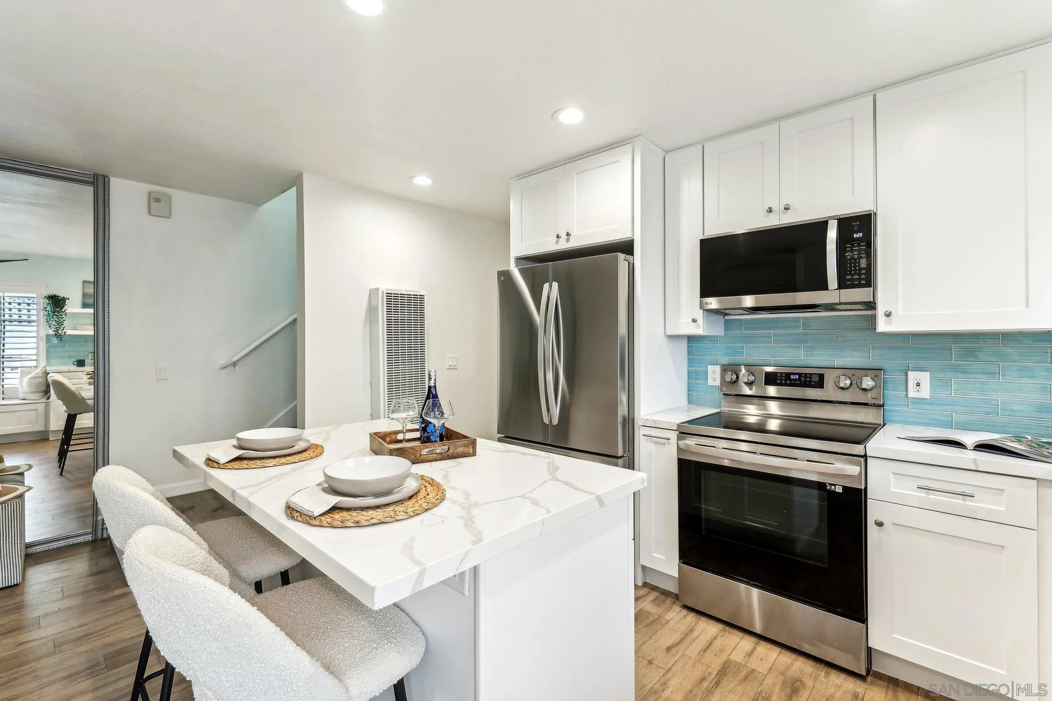 4265 Fanuel St Unit 4