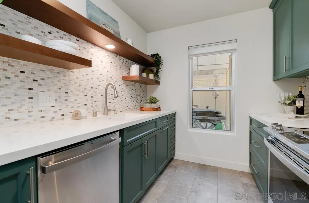 2701 2nd Ave Unit 107