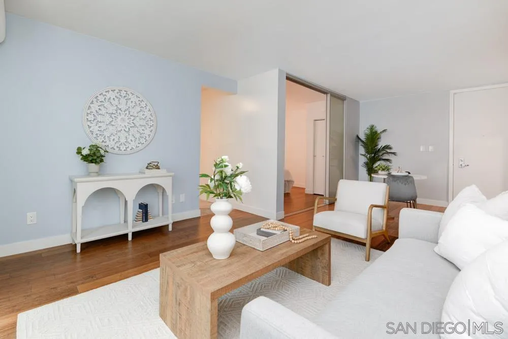 2701 2nd Ave Unit 107