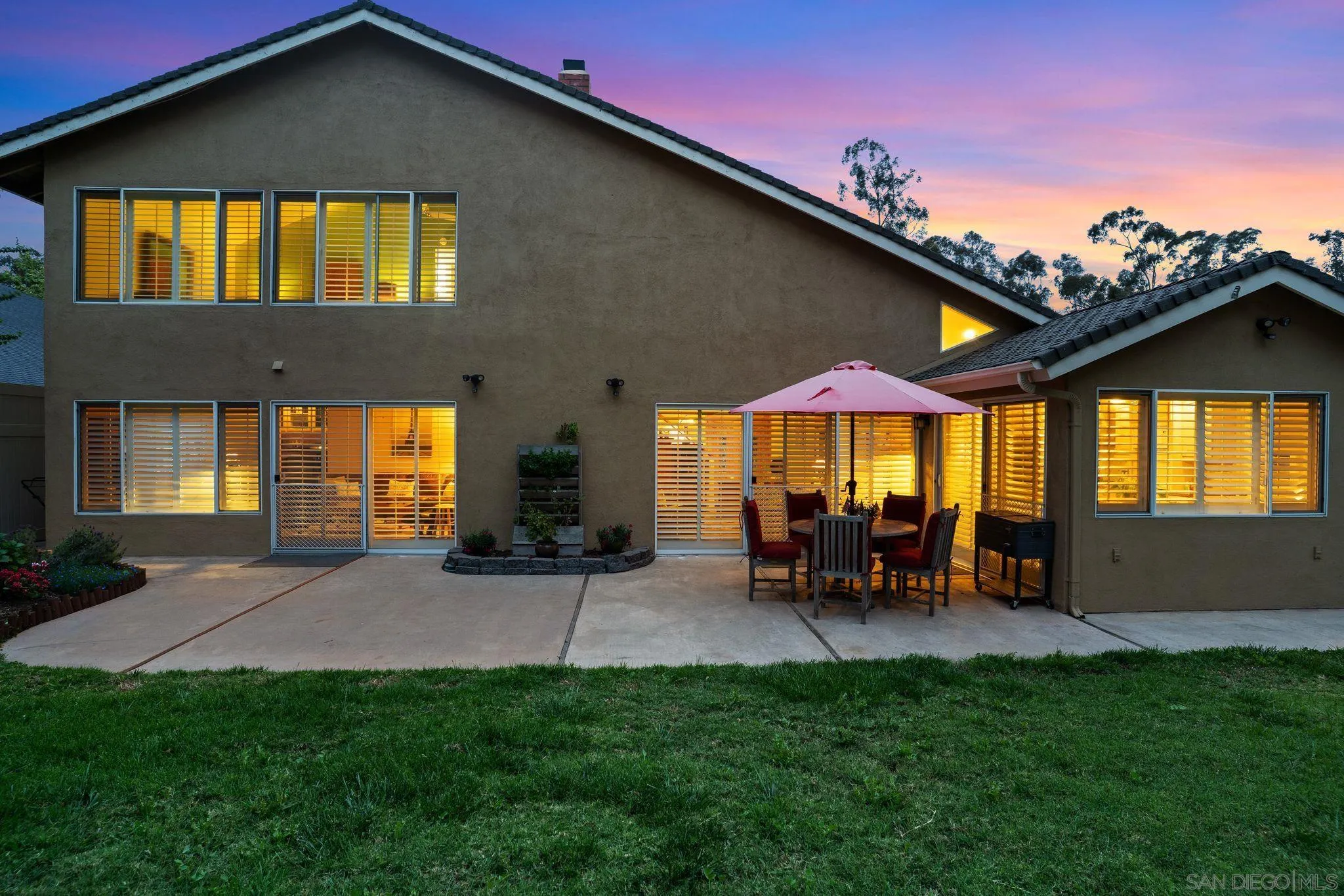 10670 Canyon Lake Dr