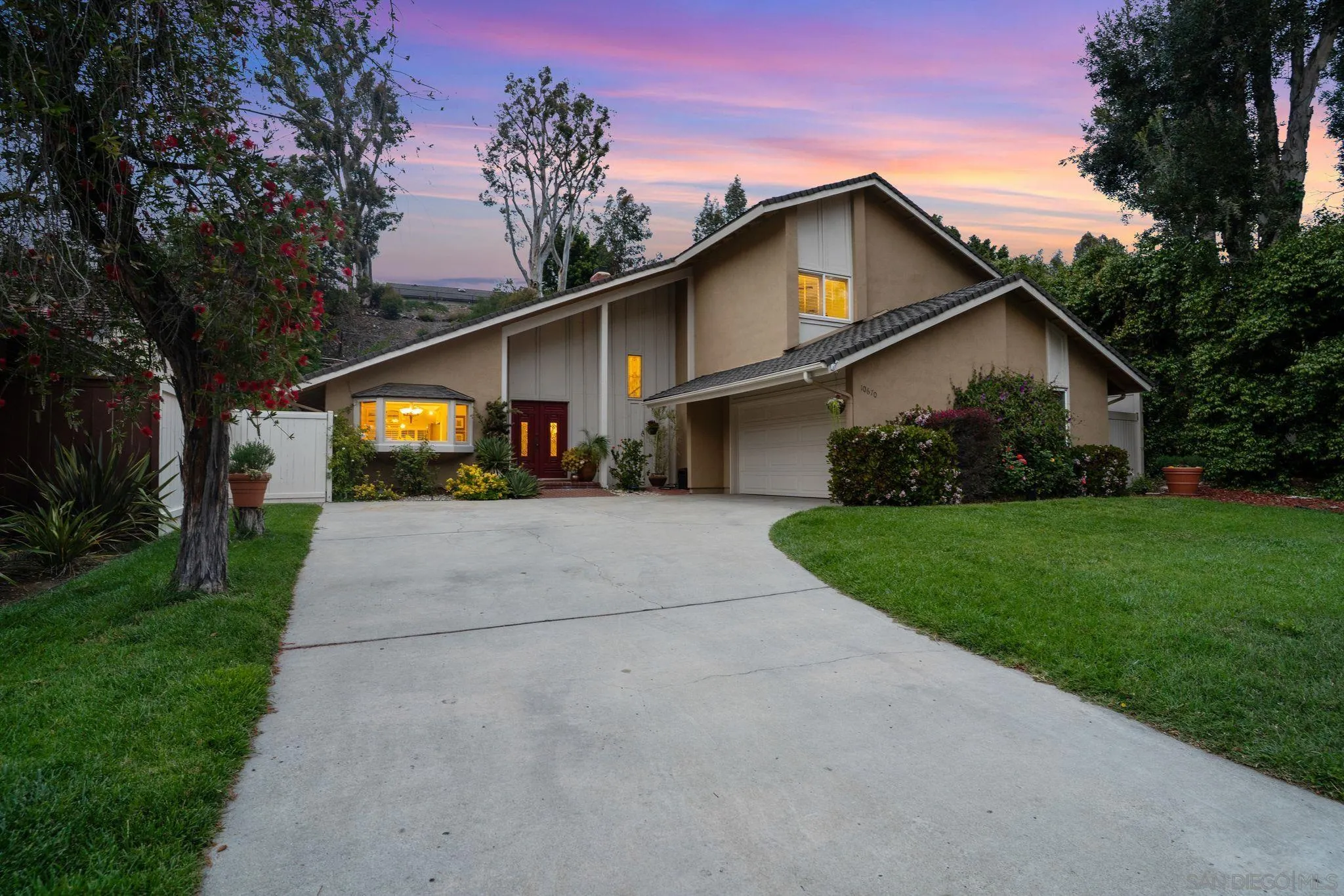 10670 Canyon Lake Dr