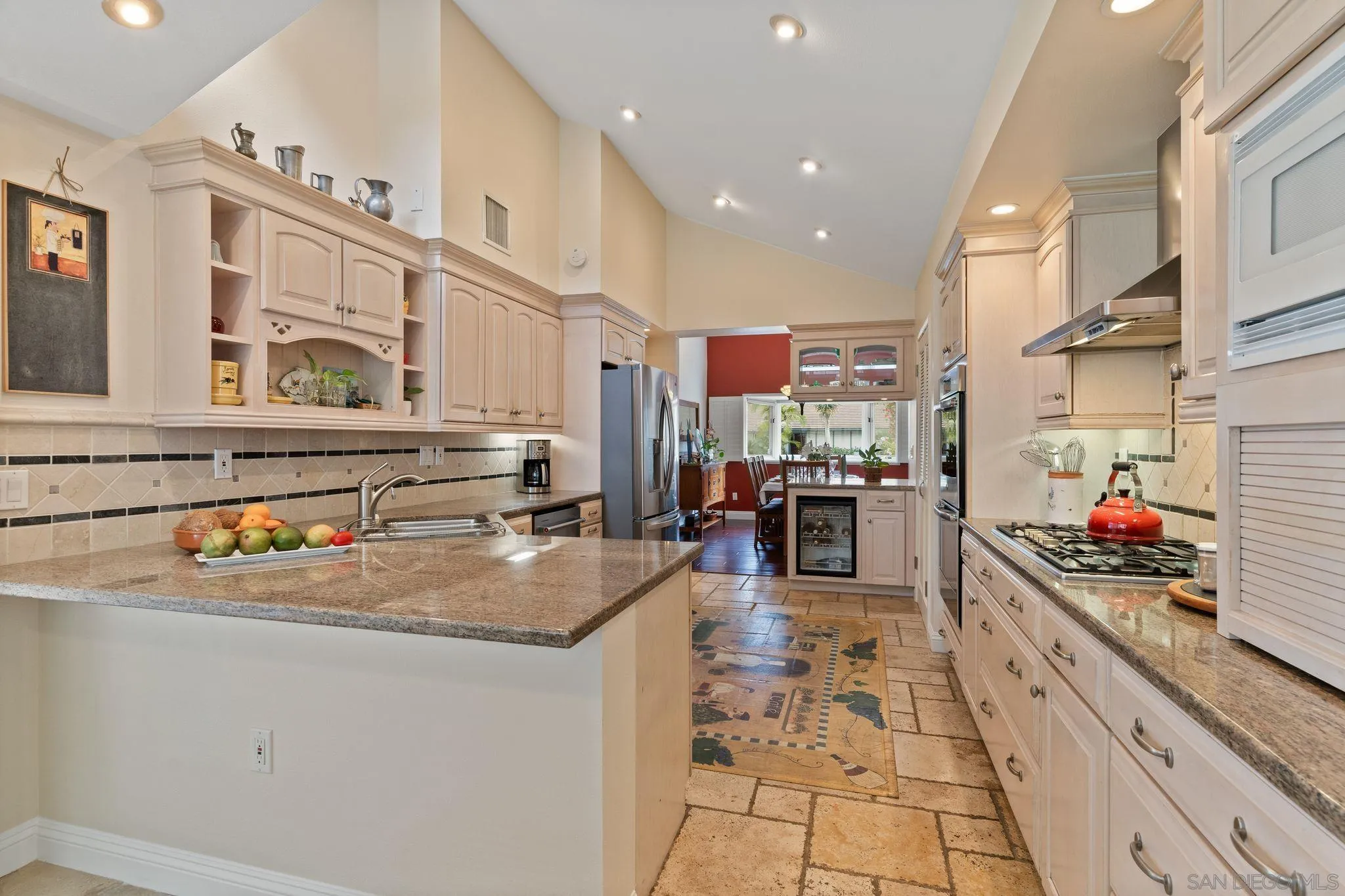 10670 Canyon Lake Dr
