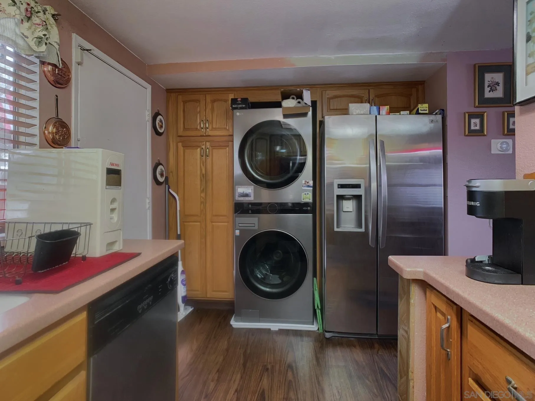 1512 Gustavo St Unit B