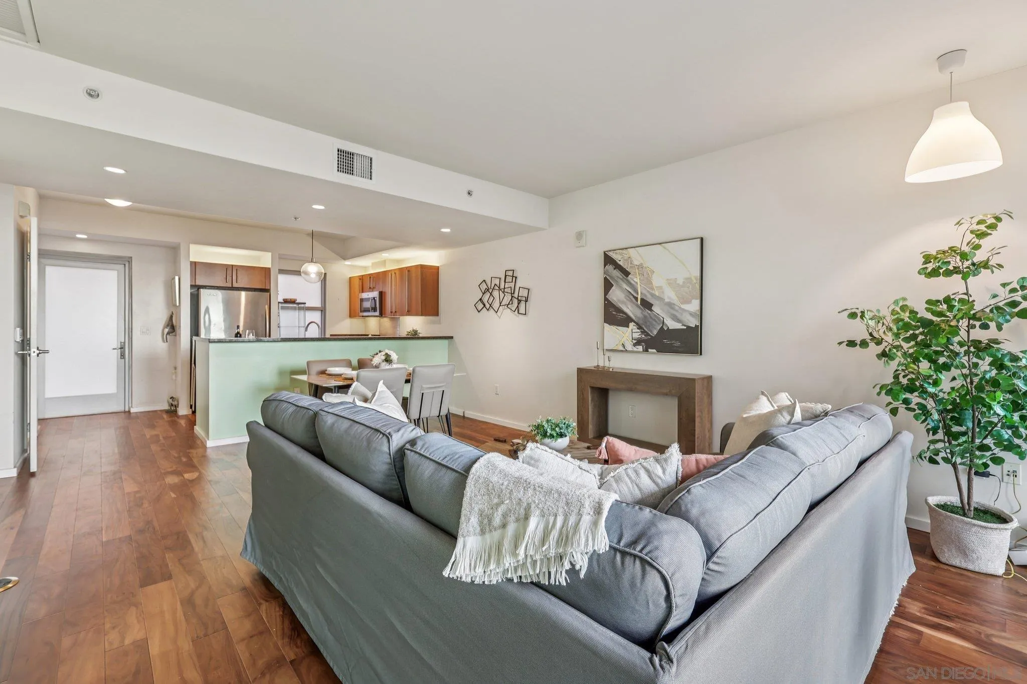 321 10th Ave Unit 509