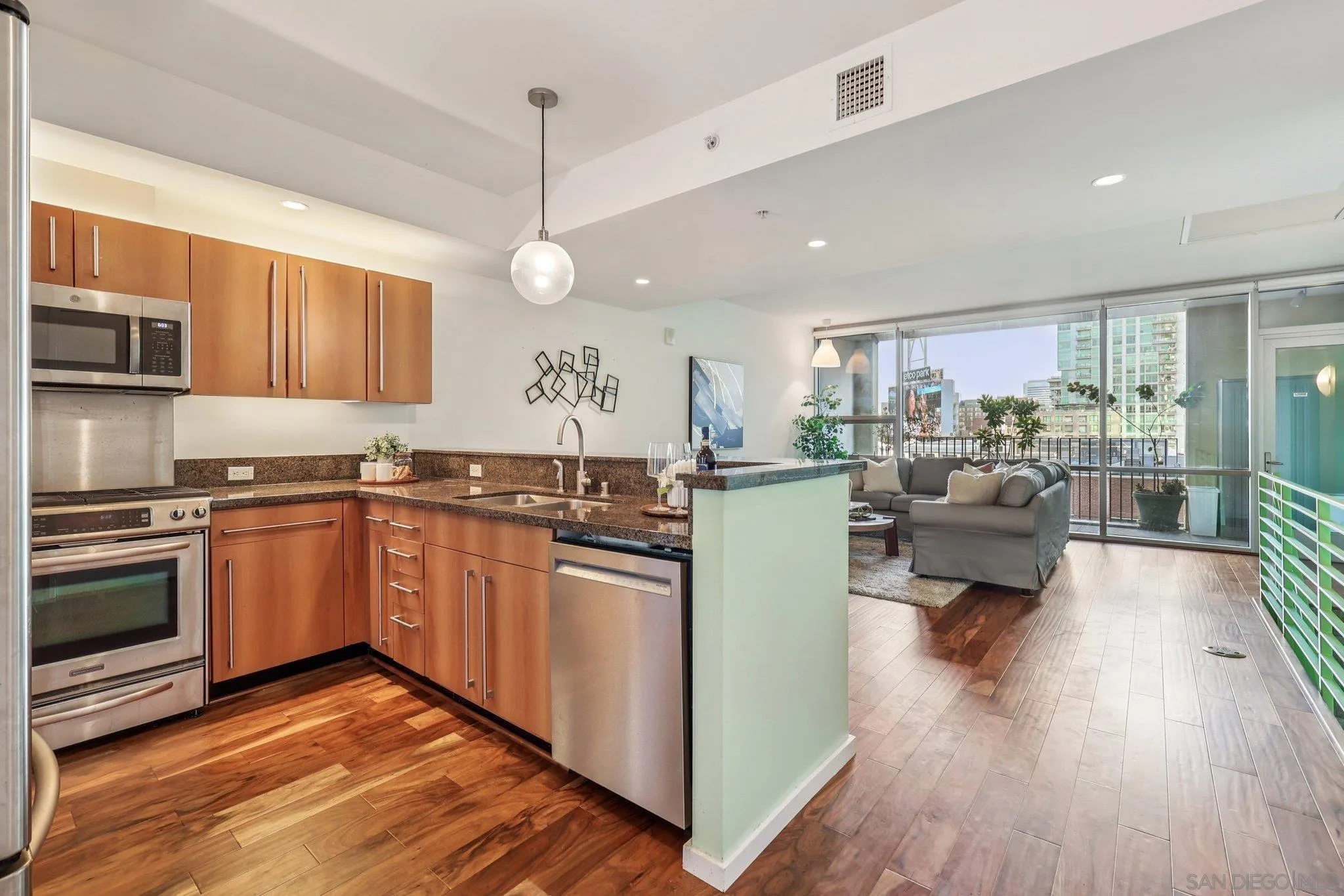 321 10th Ave Unit 509