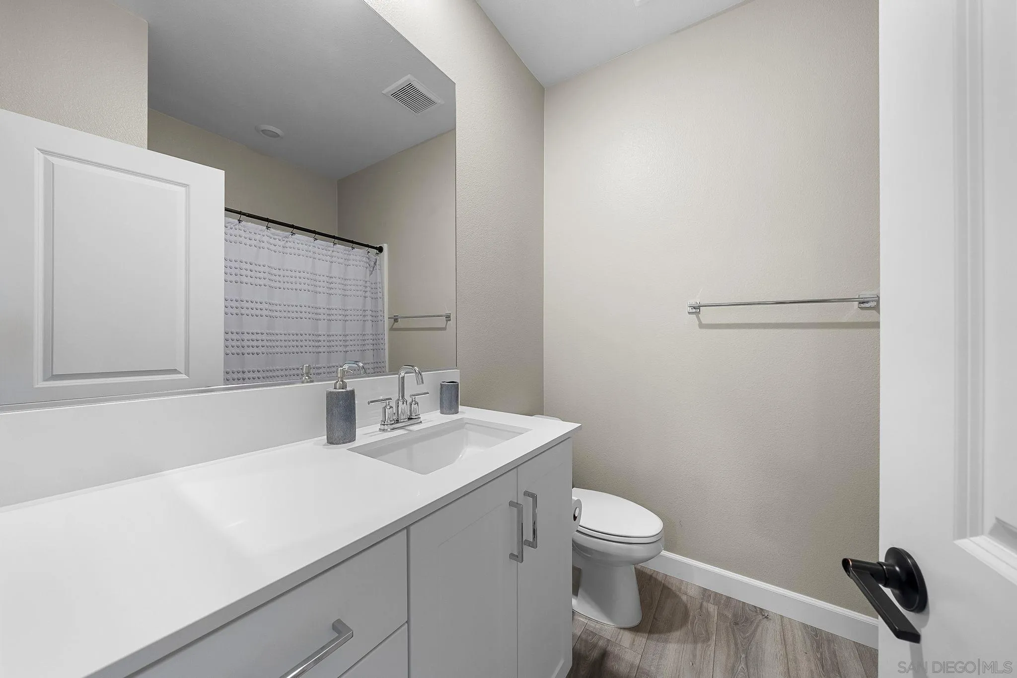 2185 Bluestone Cir
