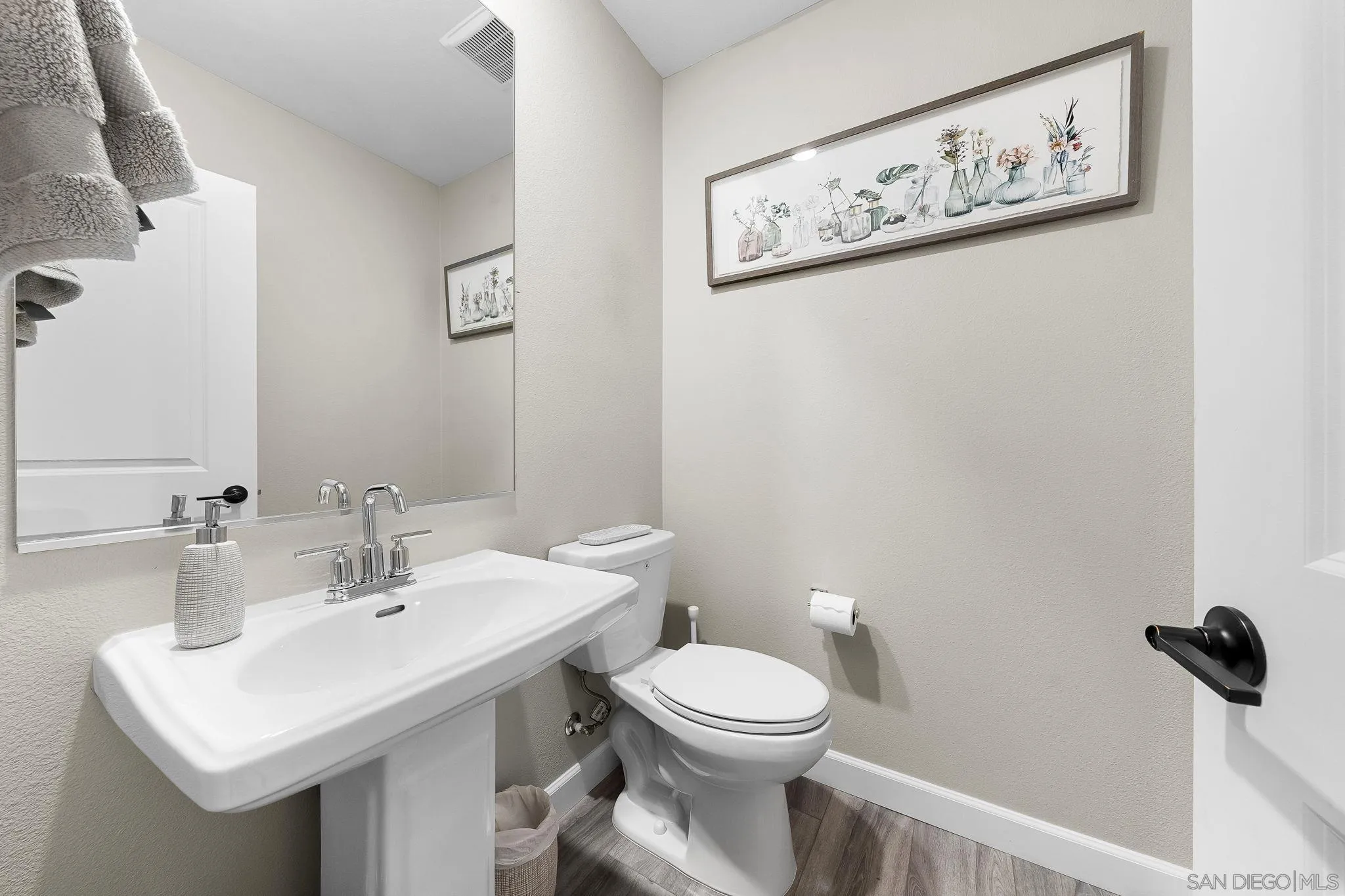 2185 Bluestone Cir