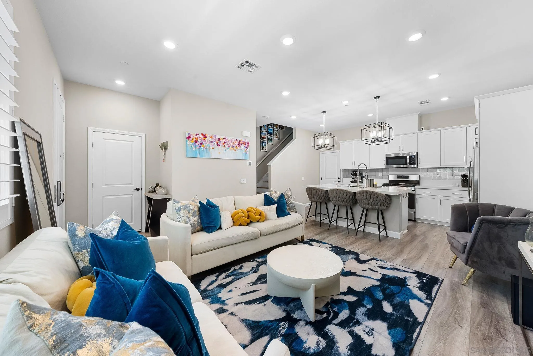 2185 Bluestone Cir
