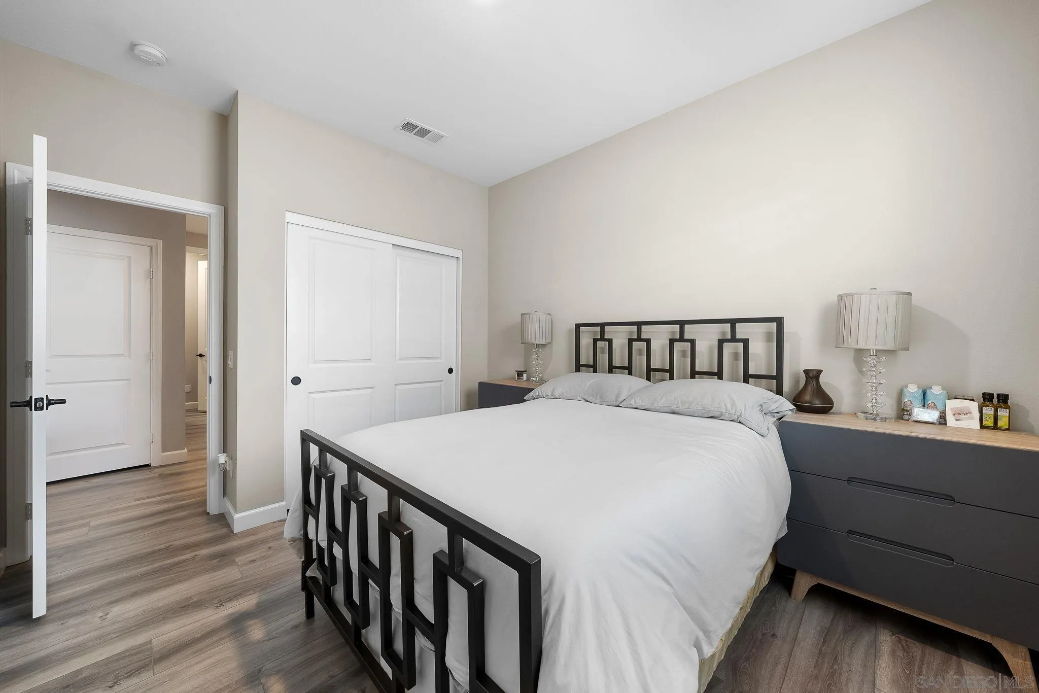 2185 Bluestone Cir