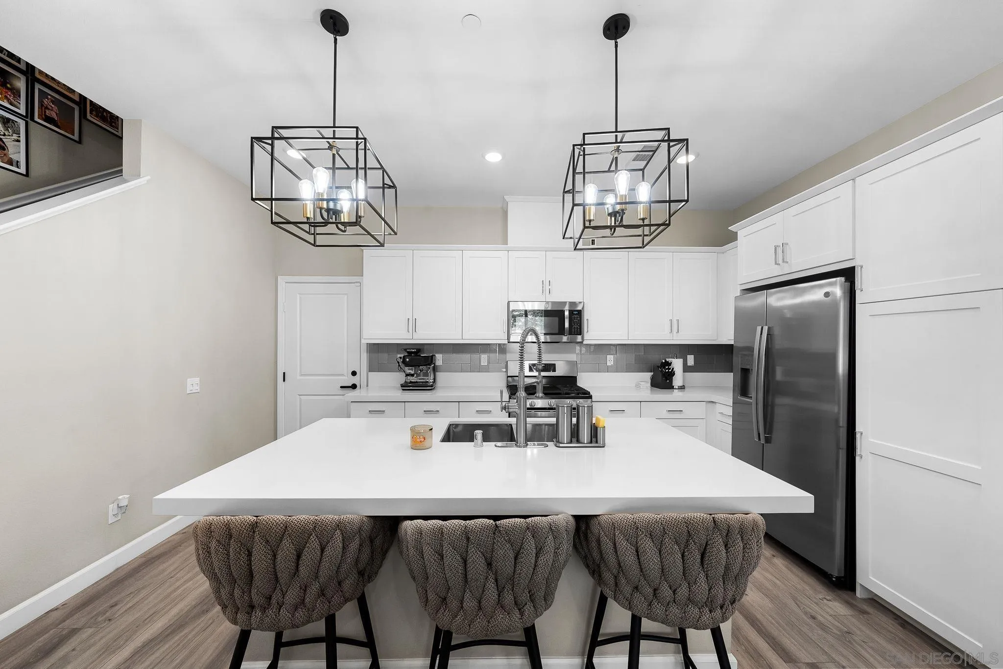 2185 Bluestone Cir