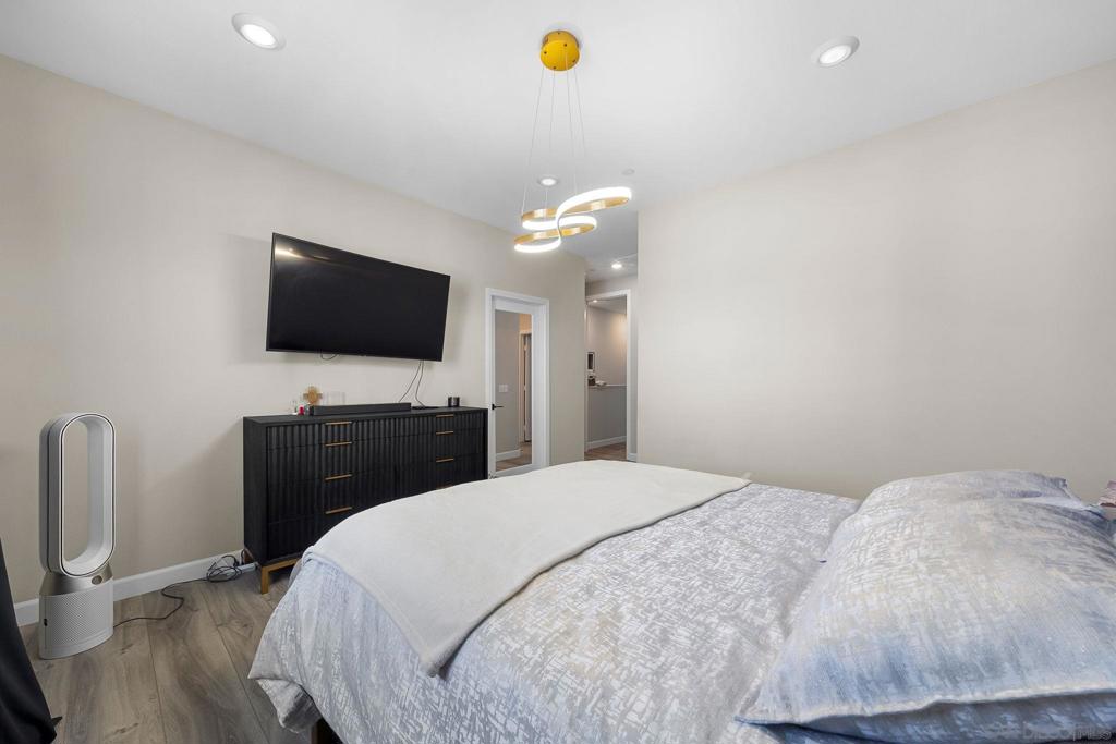 2185 Bluestone Cir
