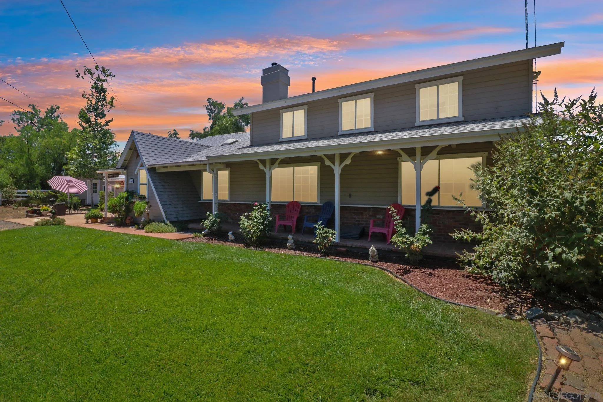 2162 Montecito Rd