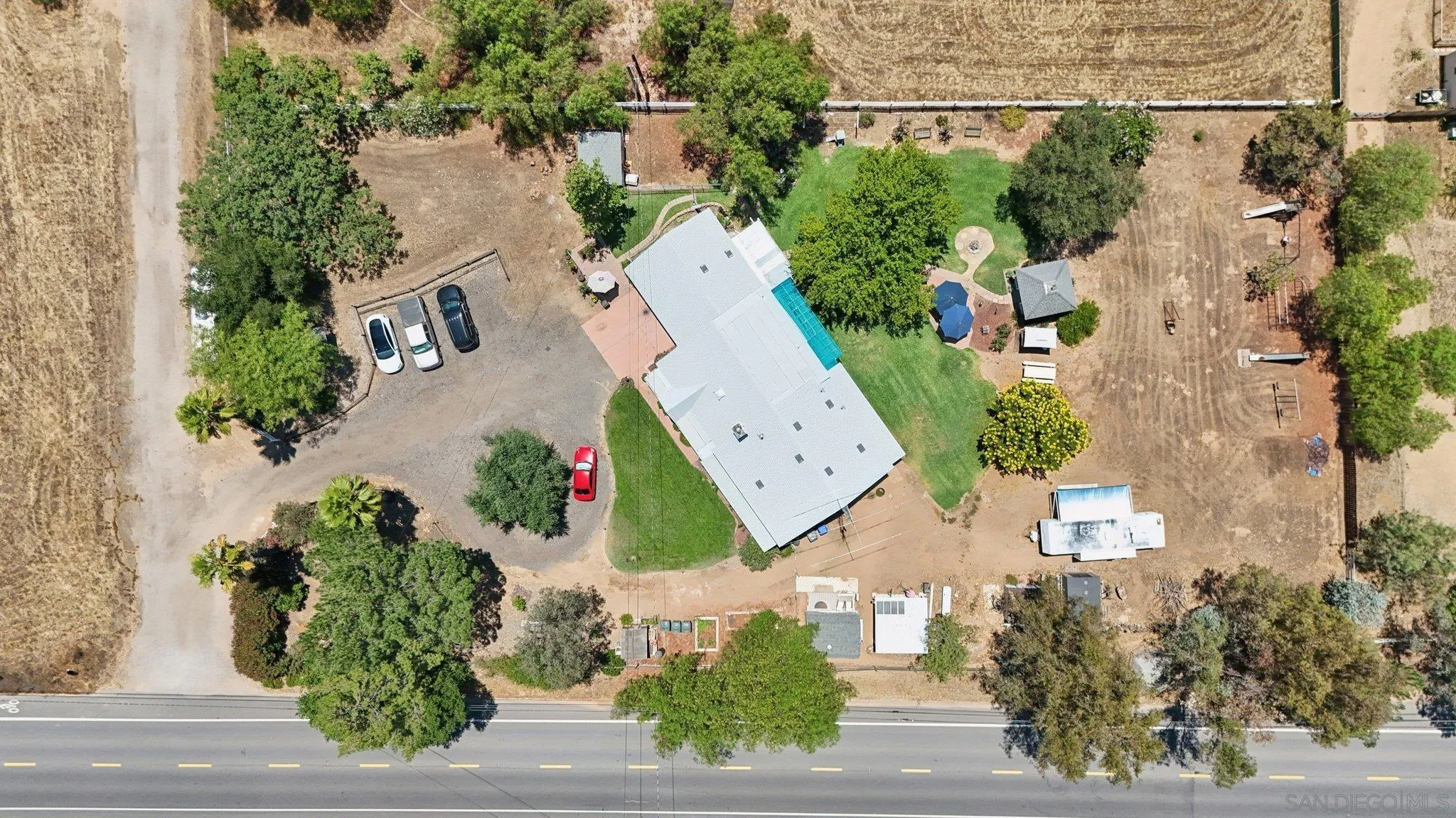 2162 Montecito Rd