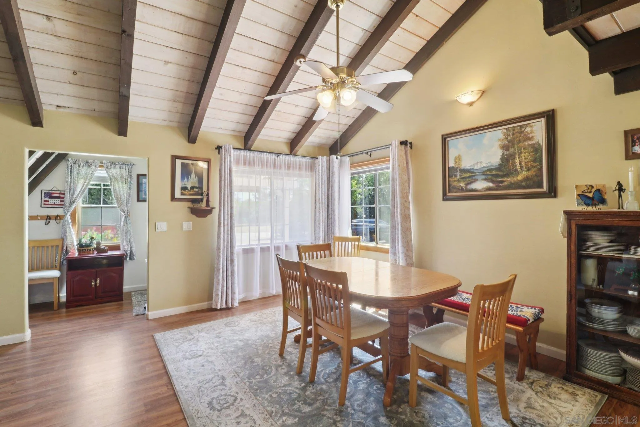 2162 Montecito Rd