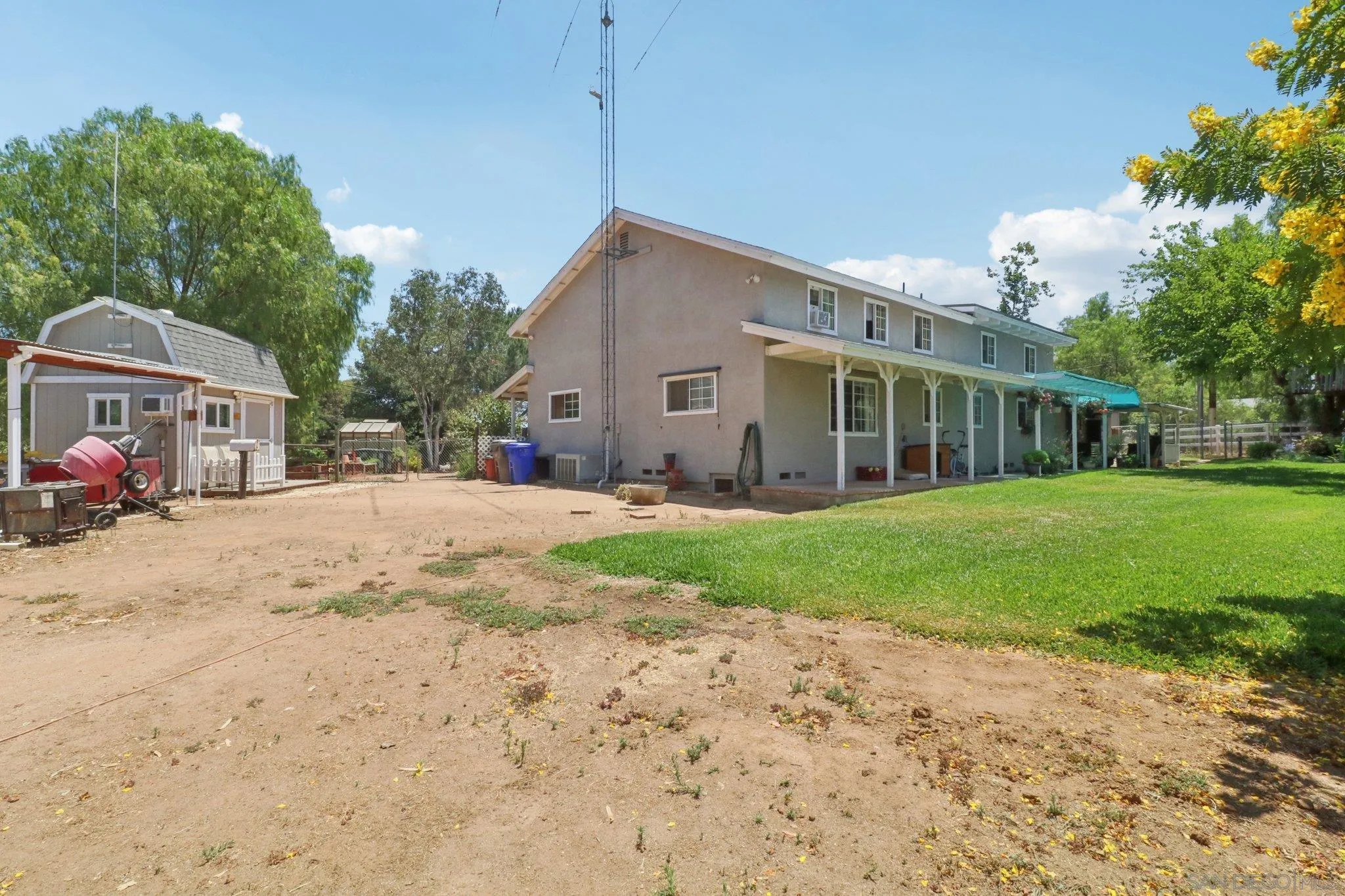 2162 Montecito Rd