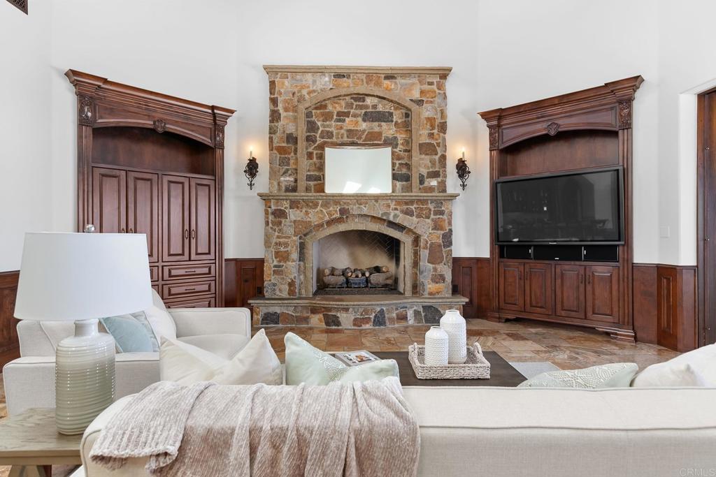 7809 Coconut Grove Court
