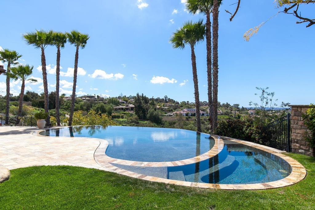 7809 Coconut Grove Court