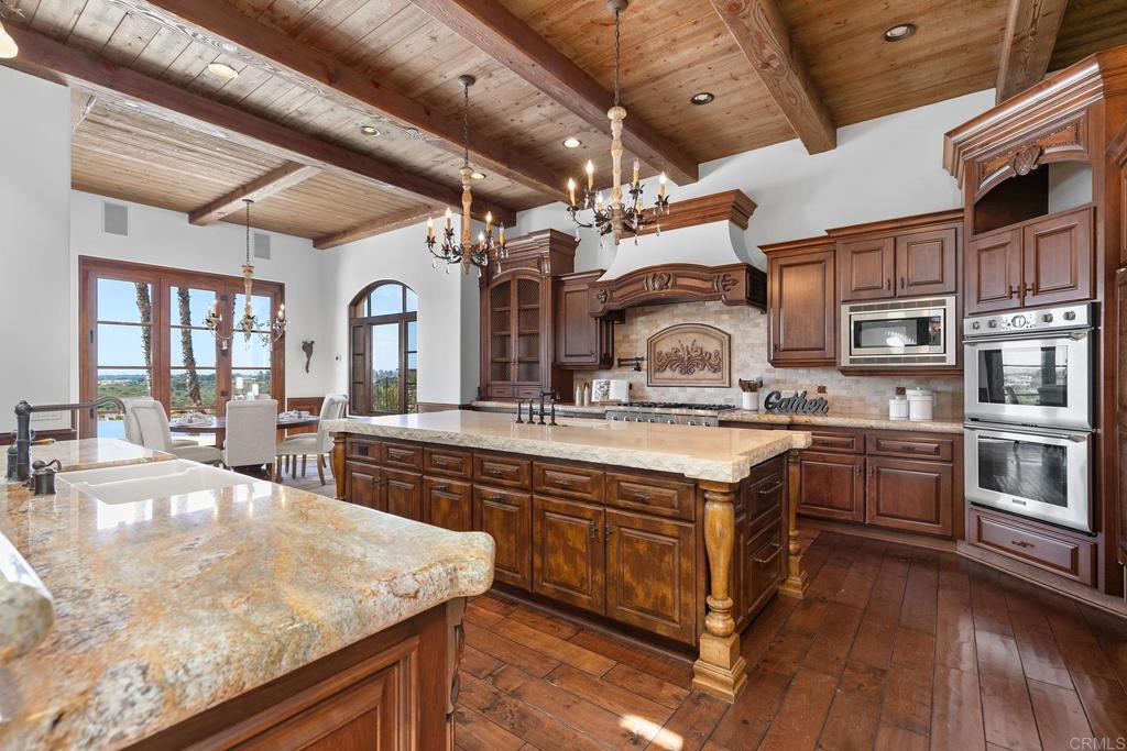 7809 Coconut Grove Court