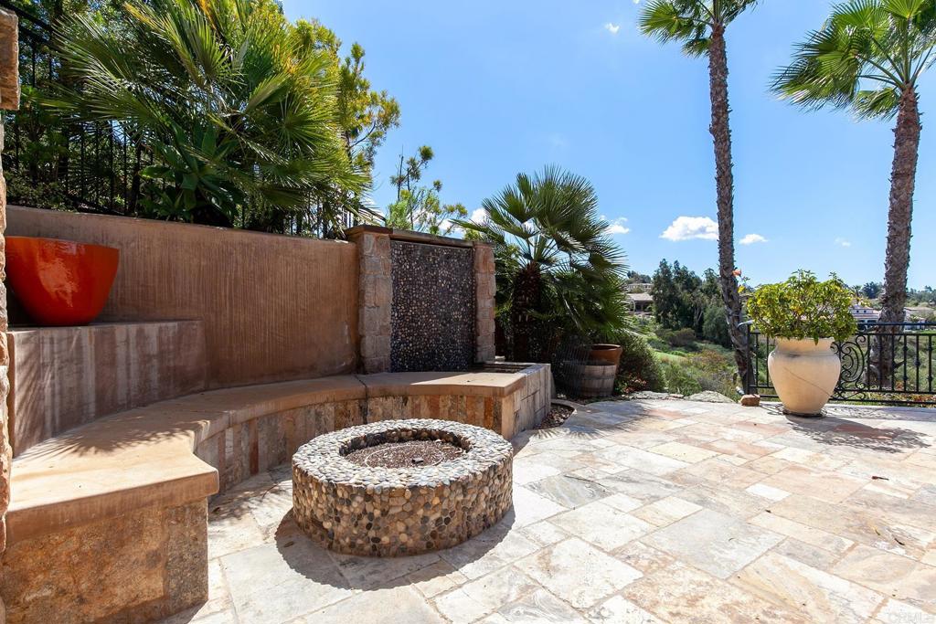 7809 Coconut Grove Court