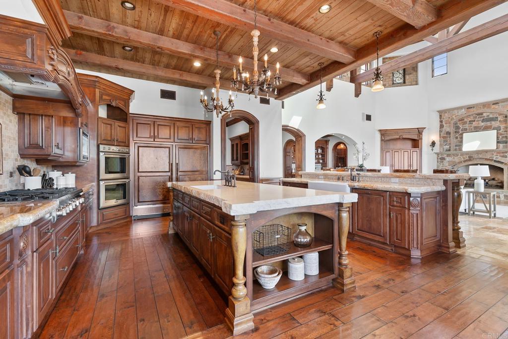 7809 Coconut Grove Court
