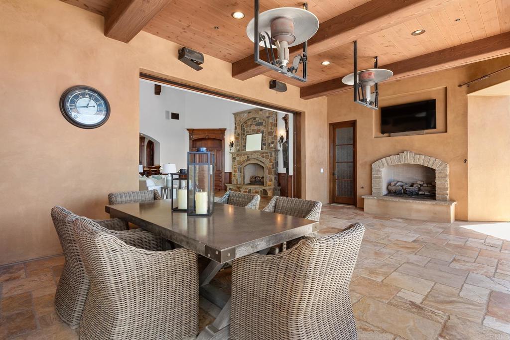 7809 Coconut Grove Court