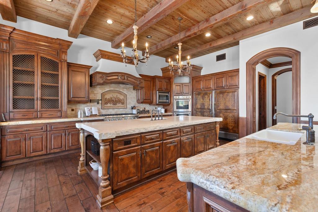 7809 Coconut Grove Court