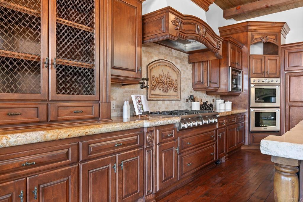 7809 Coconut Grove Court