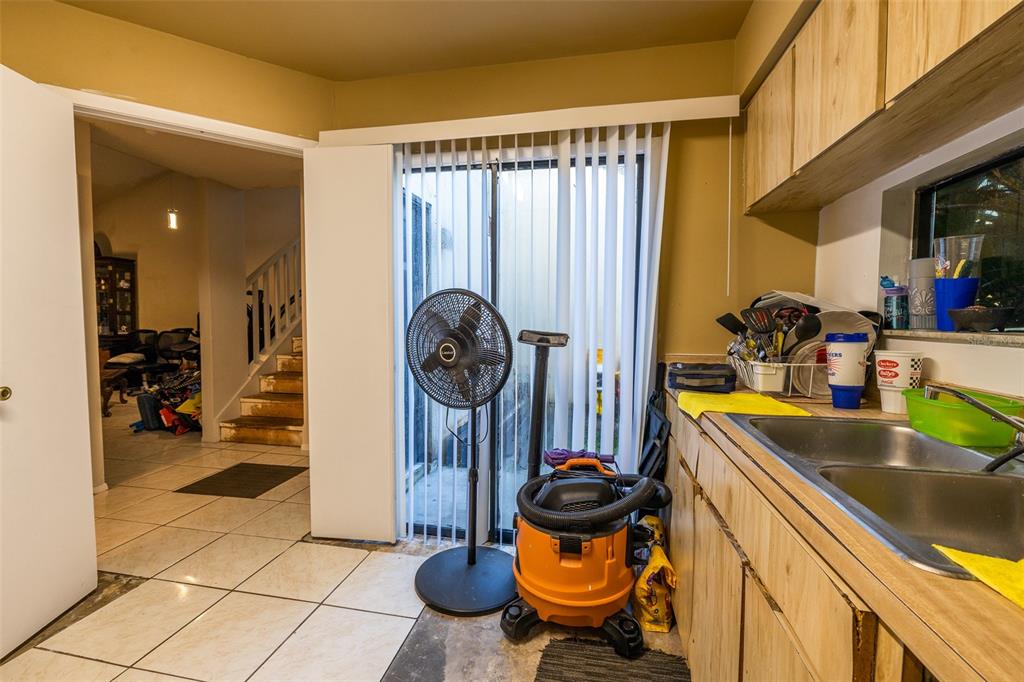 624 GOLDEN SUNSHINE CIR