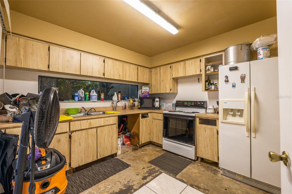 624 GOLDEN SUNSHINE CIR